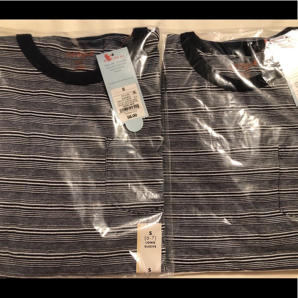 2 Cat & Jack boys 6/7 long T-shirt blue white - Picture 1 of 6